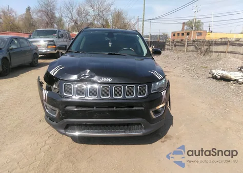 2019 Jeep Compass Limited 4X4 z USA, uszkodzony, nr VIN 3C4NJDCB4KT674567